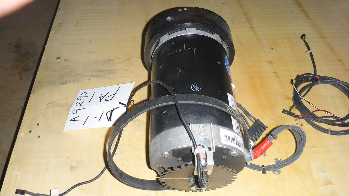 STAR TRAC TREAD MILL MAIN MOTOR 110 VOLT WITH 193813-01