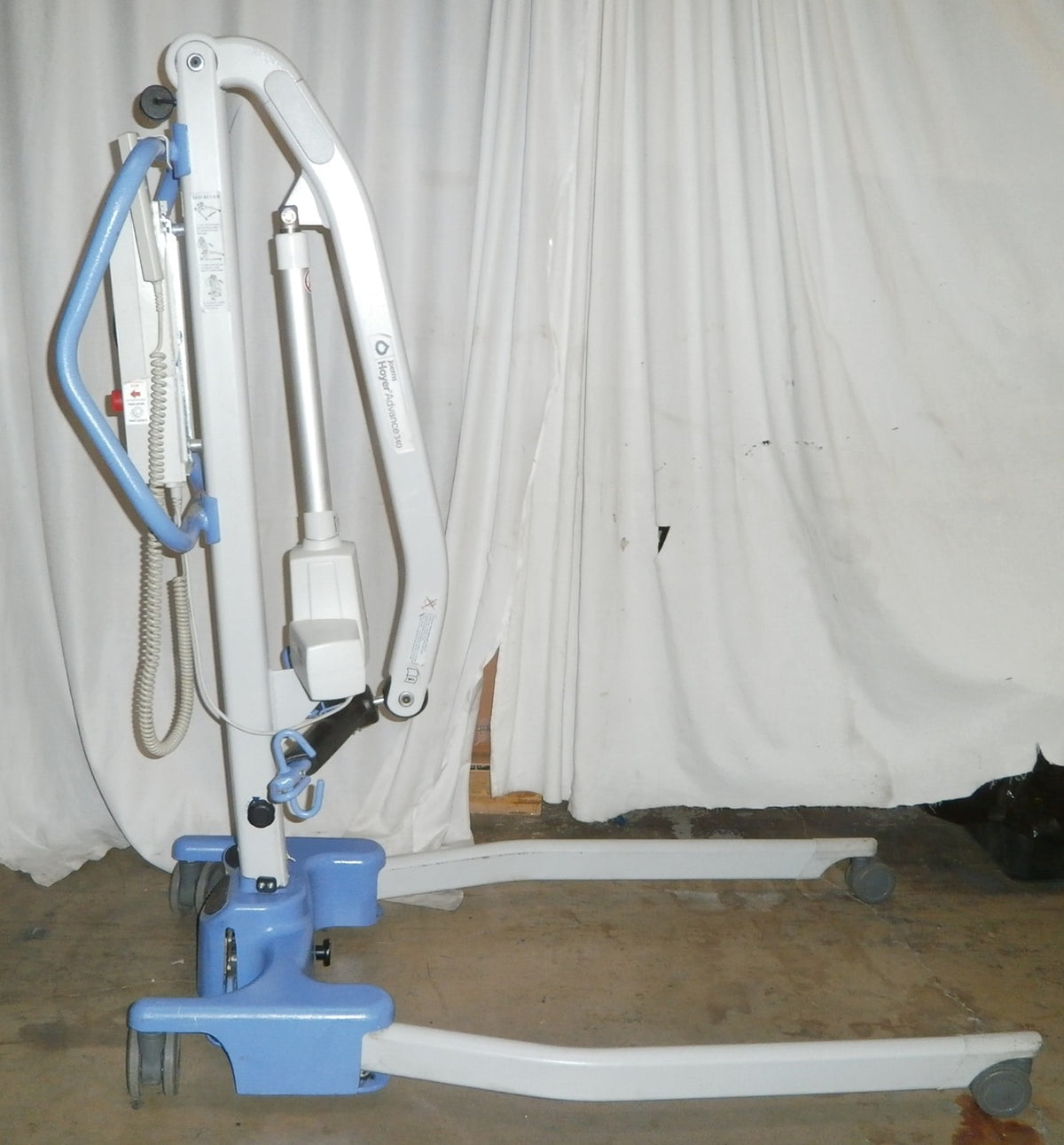 Joerns Hoyer Advance 340 Electric FOLDABLE Patient Lift (No Tariffs) Year 2019