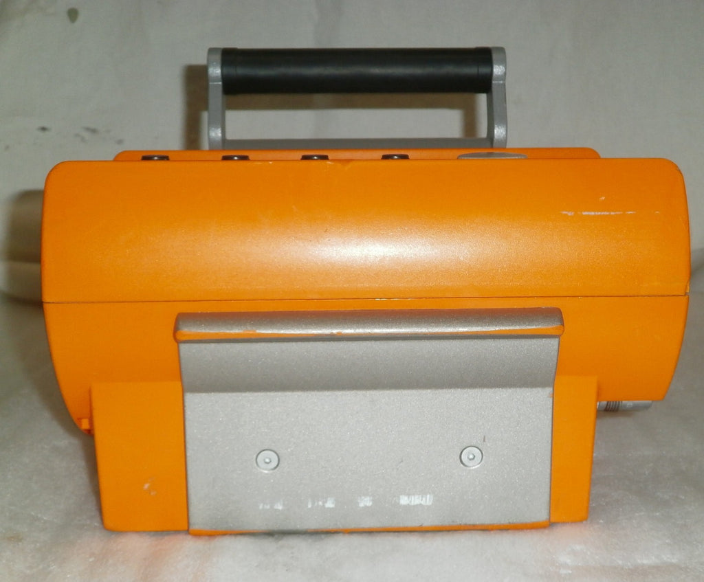 Drager Oxylog 3000 Ventilator 2M86955 w/ Hose - No Power Supply