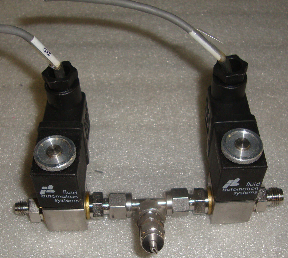 2 MPM FLUID AUTOMATION SYSTEM solenoid valves 24V=3.8w