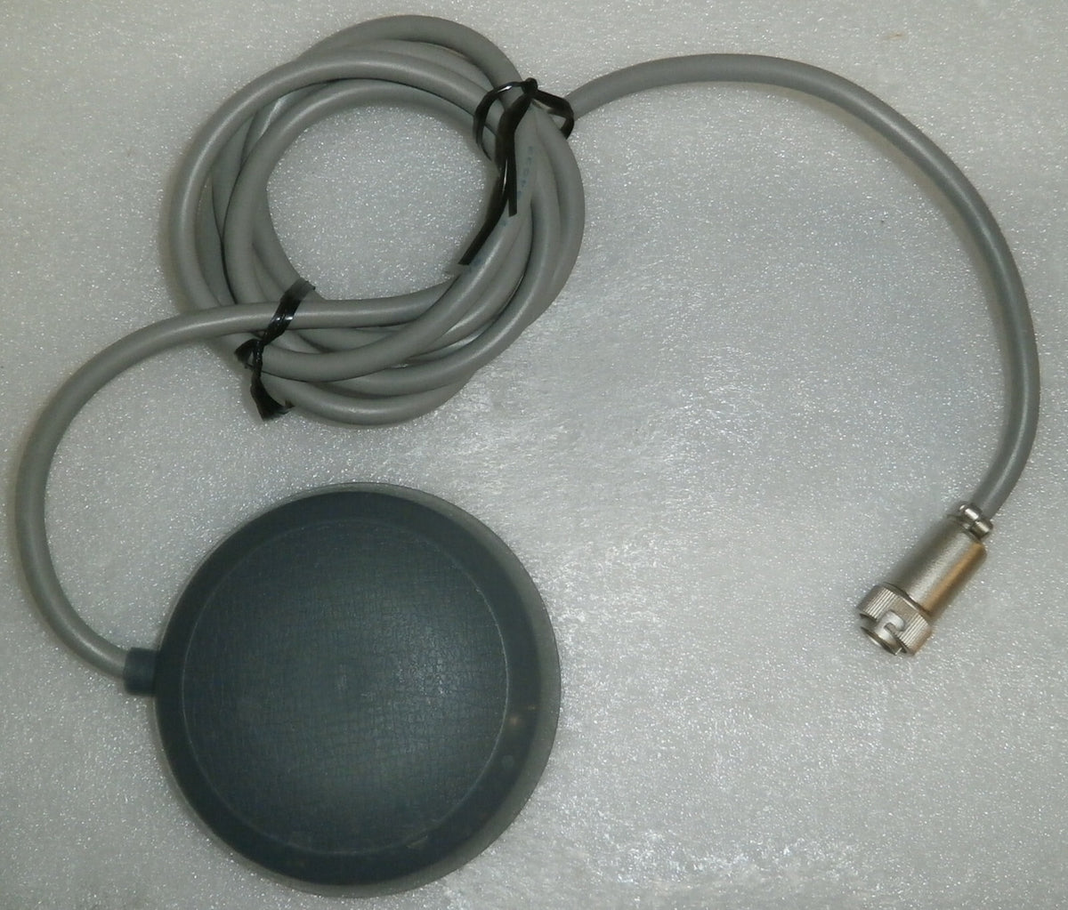KOWA GENESIS HAND-HELD FIBER OPTIC FUNDUS CAMERA with CARRY CASE AND ACCESSORIES