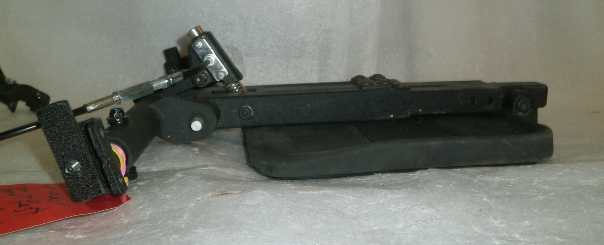 Wheelchair Footrest 1114309 with Elevating and Foldable Good Condition