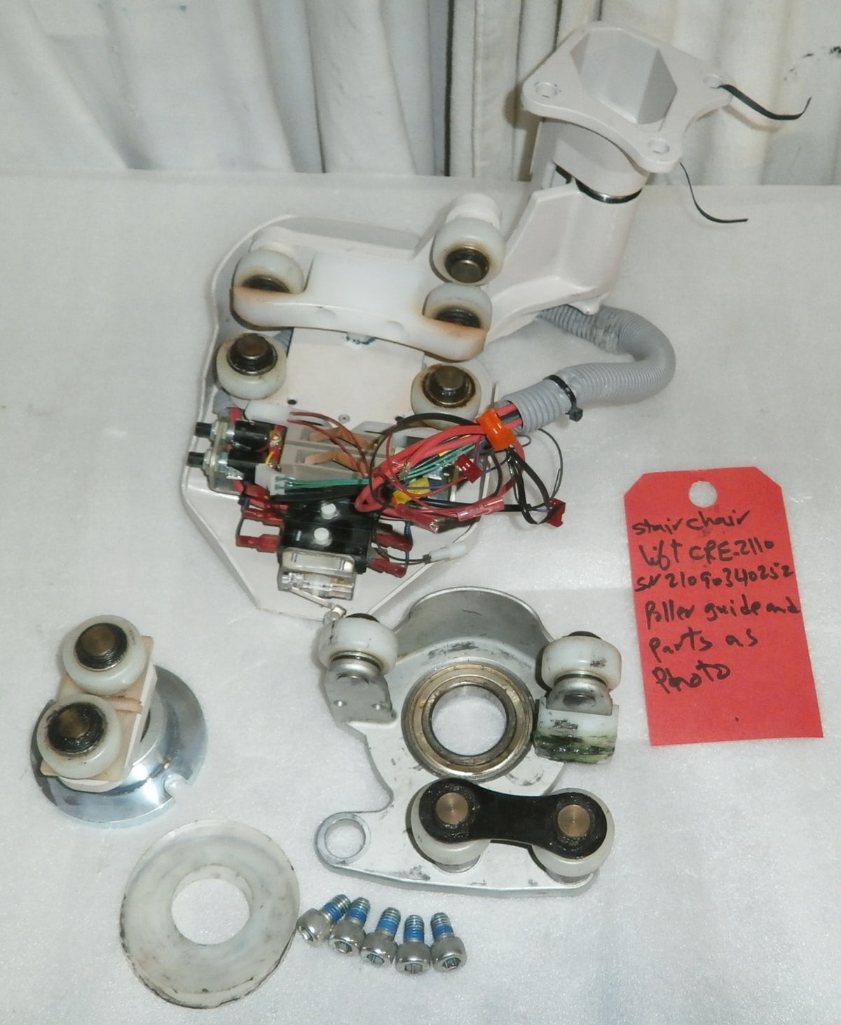 BRUNO STAIR LIFT CRE-2110 ROLLER GUIDE AND PARTS 21090340252 VERY GOOD CONDITIO