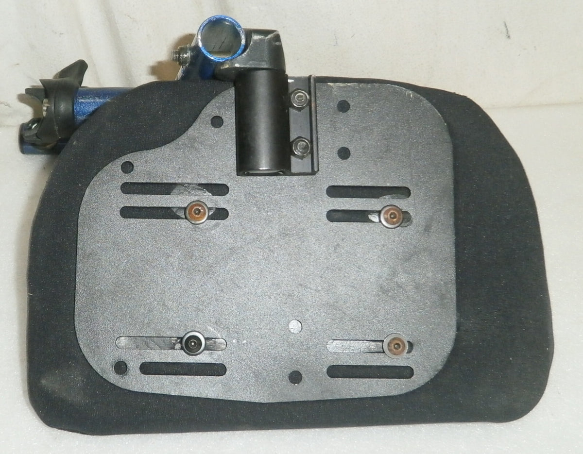 SET OF WHEELCHAIR FOOT REST NEW CONDITION WITH MOUNT PLATES