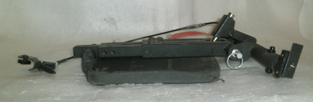 Wheelchair Footrest 1114309 with Elevating and Foldable Good Condition
