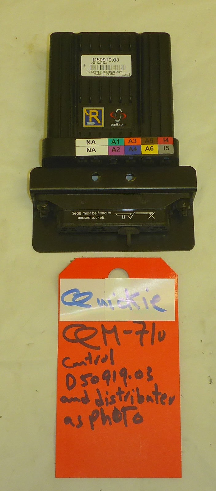 QUICKIE QM 710 WHEELCHAIR CONTROL D50919.03 AND SWITCH AS PHOTO