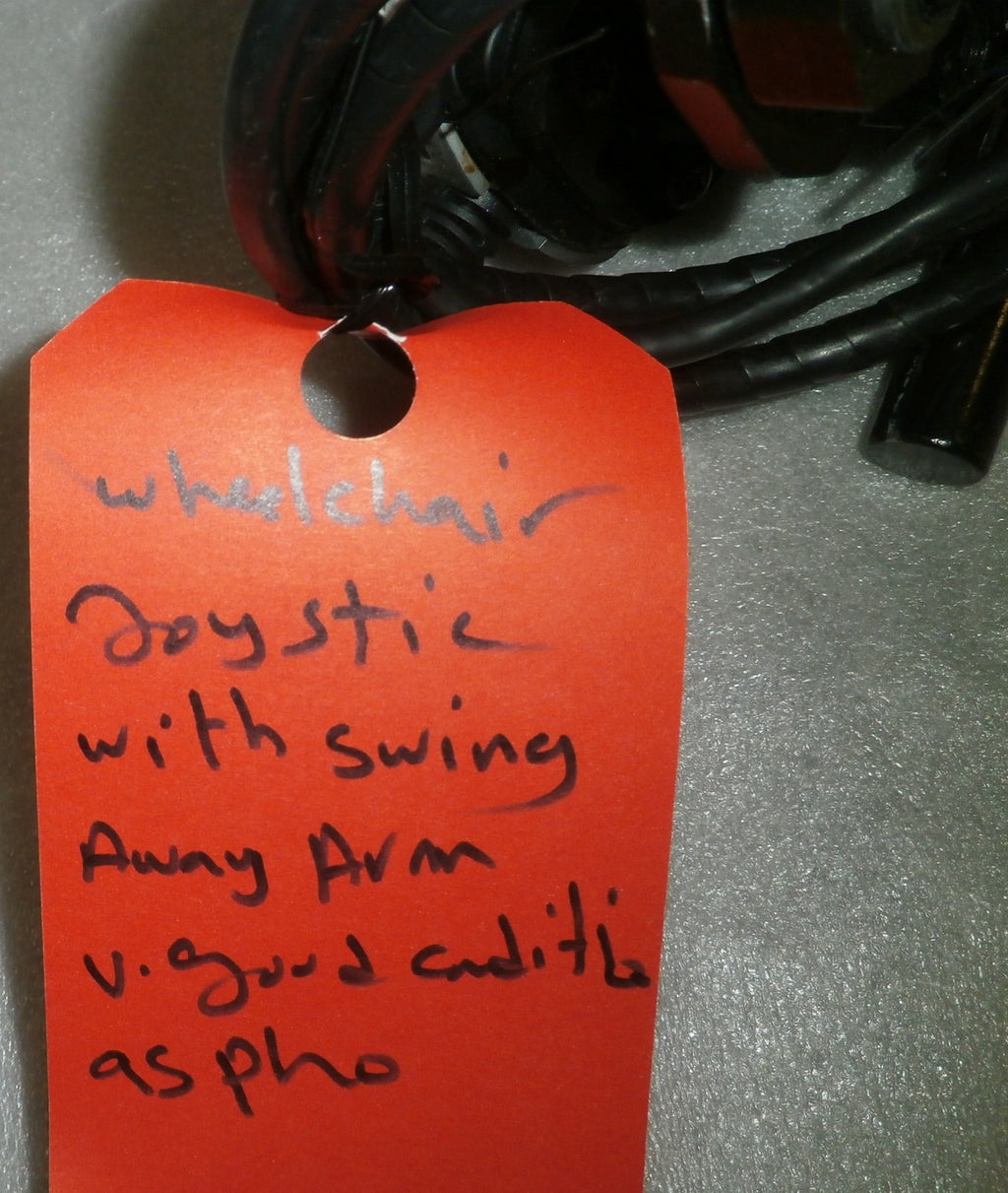 WHEELCHAIR JOYSTICK Q-Logic 3,4 keys WITH SWING AWAY ARM VERY GOOD CONDITION