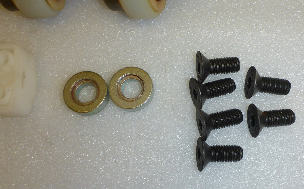 2024 BRUNO STAIR LIFT CRE2110-2110E ROLLER AND PATRS AS PHOTO AS ONE LOT GOOD