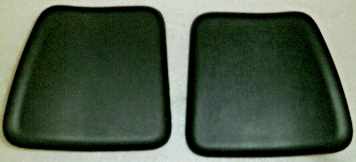 SET OF WHEELCHAIR LEG REST,FOOT GAURDS-LEATHER NEW CONDITION WITH MOUNT PLATES