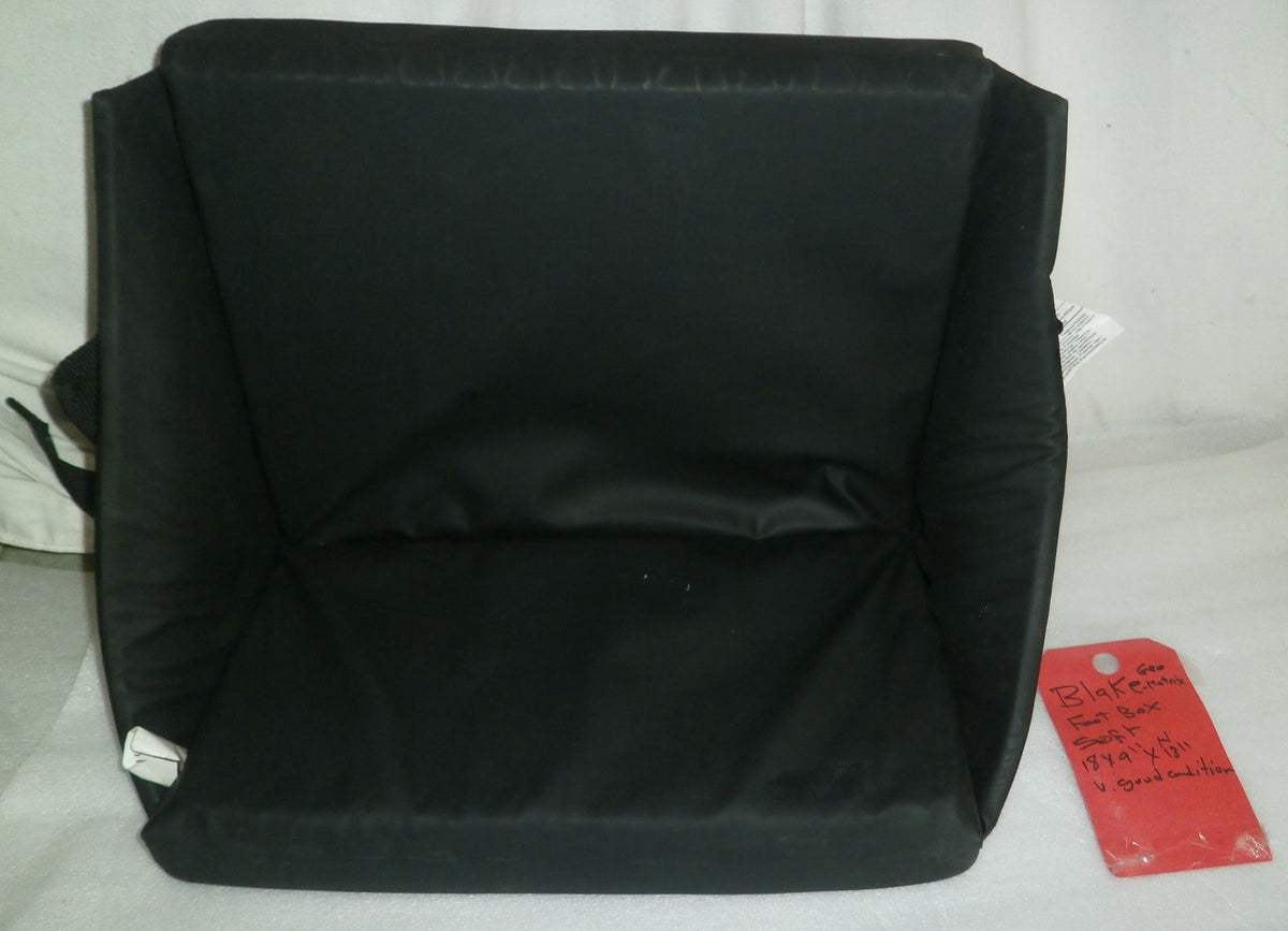 BLAKE GEO MATRIX FOOTBOX 18x9x2 inch soft good condition