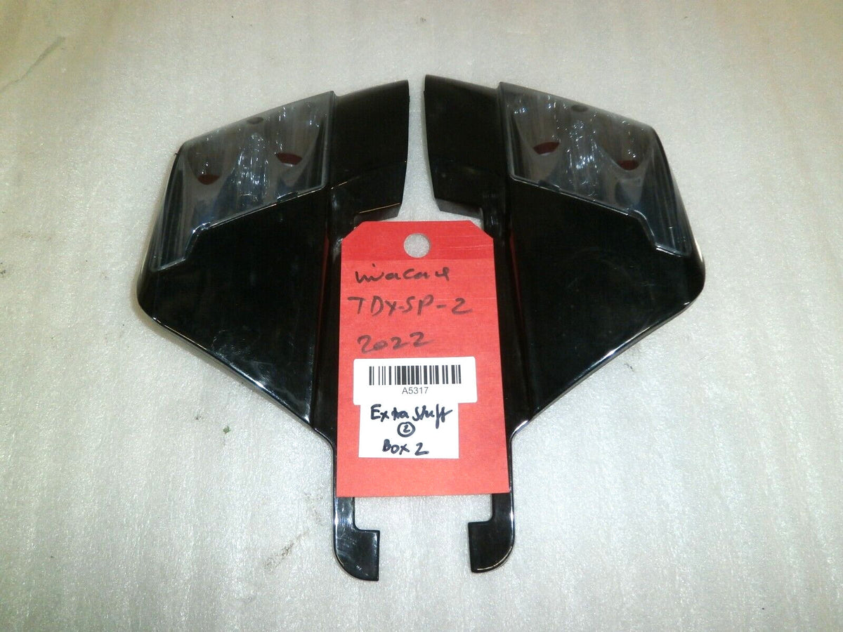 Set of 2 Invacare TDX SP2 Taillight Reflector Fender very Good Condition
