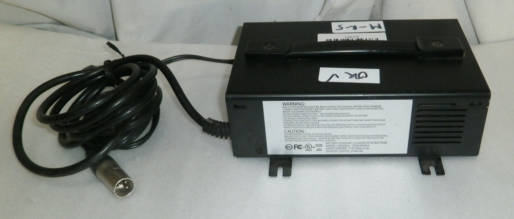 CLIPLIGHT WHEELCHAIR BATTERY CHARGER 24VOLT VERY GOOD CONDITION
