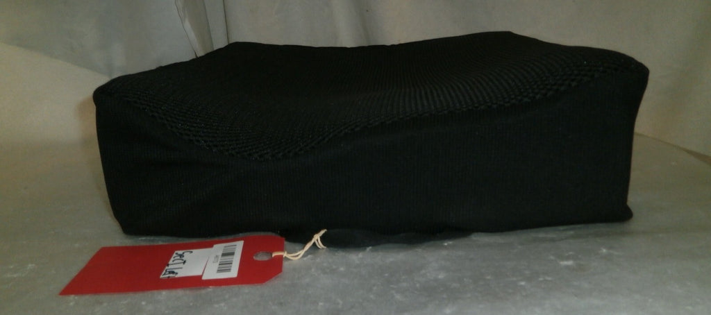 Custom AccuSoft Cushion 18”W x 20”D w/Ride Incontinent-Proof Cover Kaithleen E
