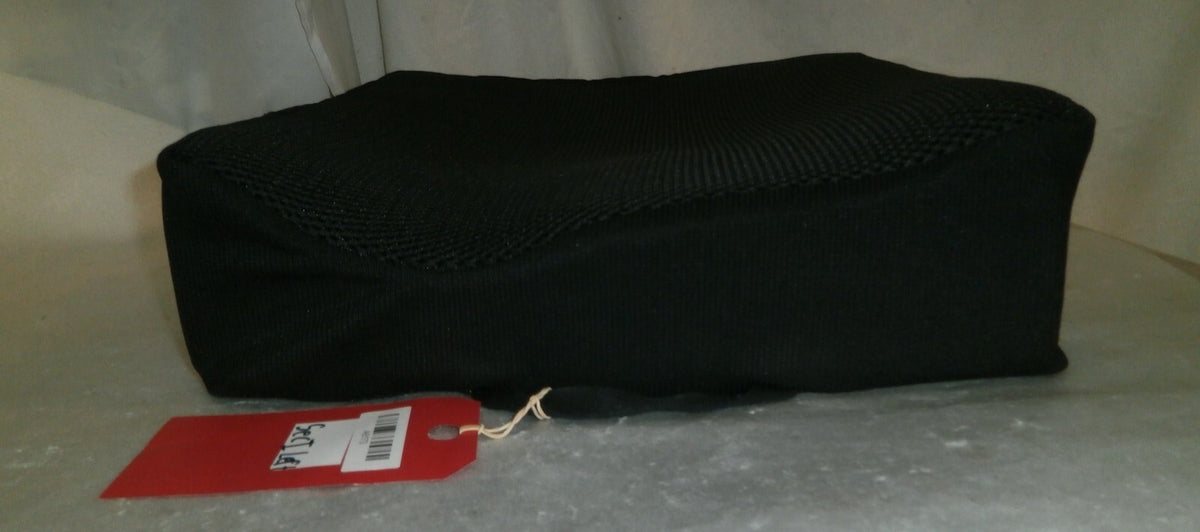Custom AccuSoft Cushion 18”W x 20”D w/Ride Incontinent-Proof Cover Kaithleen E