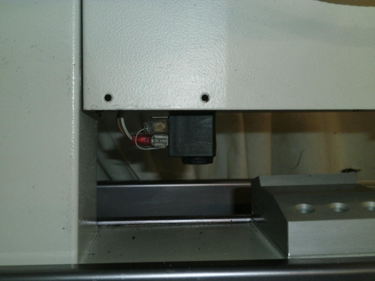 LEICA MODEL LEICA EG1150H EMBEDDING CENTER