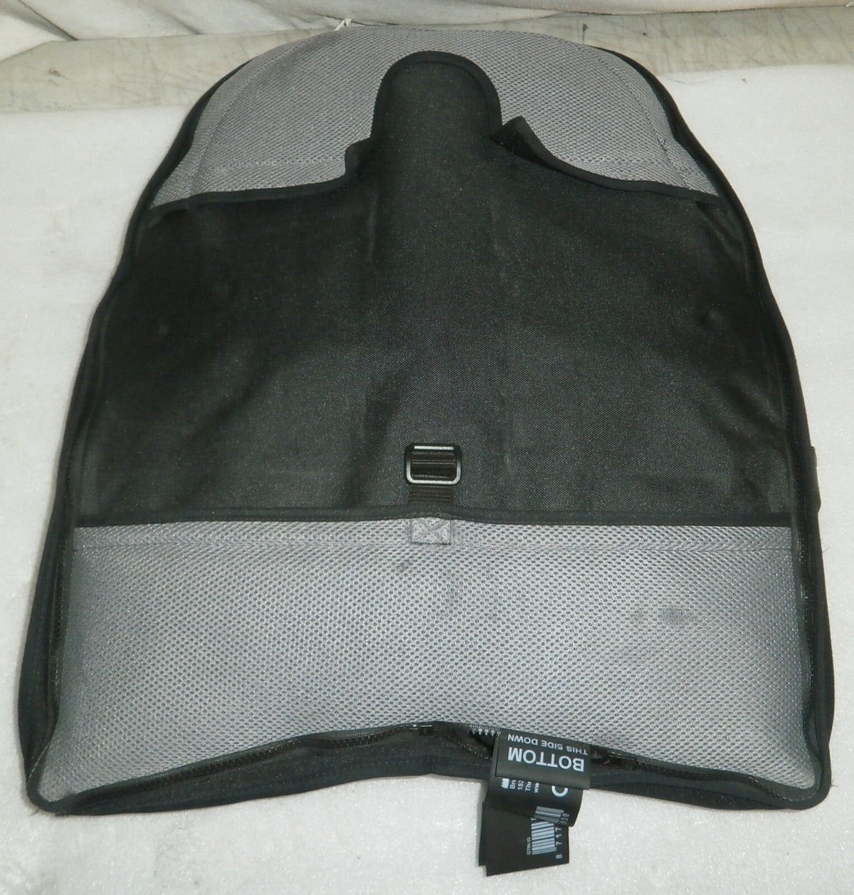 VICAIR GTIN-13 Wheelchair Back cushion Size 18" x 21" Good Condition With Cover