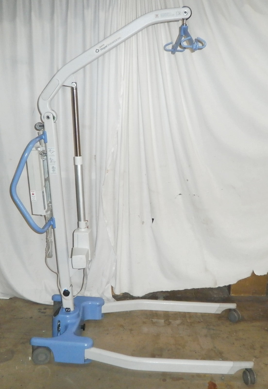 Joerns Hoyer Advance 340 Electric FOLDABLE Patient Lift (No Tariffs) Year 2018