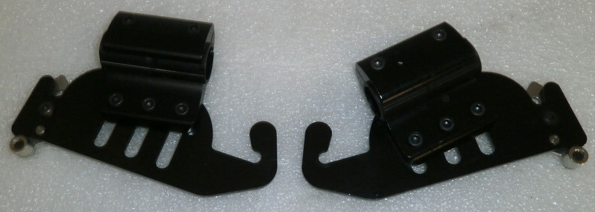 MAPLE LEAF BACK REST MOUNTS -BRACKETS USED GOOD CONDITION