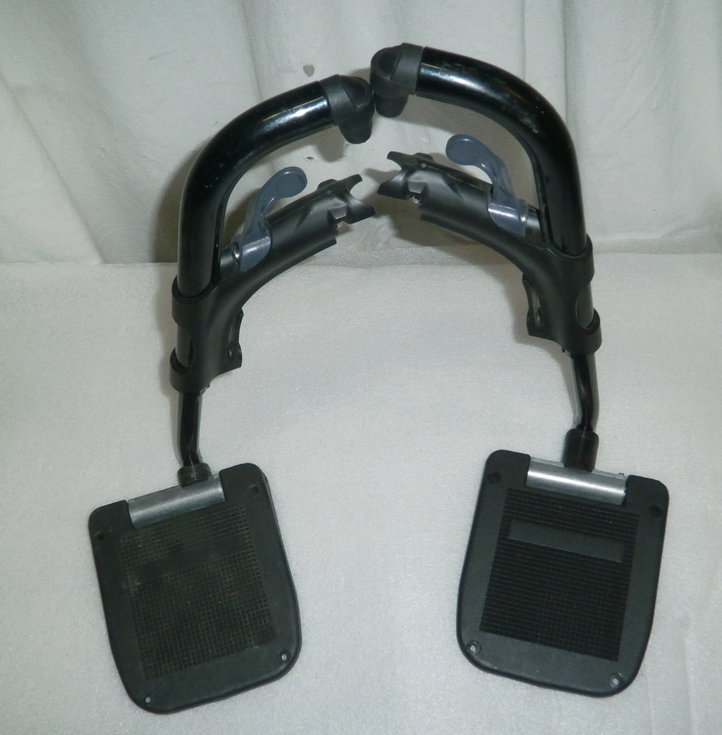 Pair of Invacare Action Leg rest for Wheelchair Very Good Condition