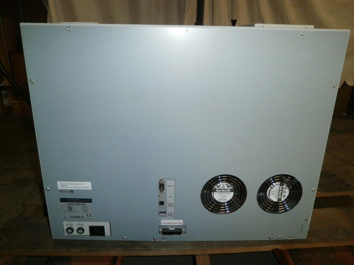 Fujifilm HESKA DRI-CHEM 7000 7000iv Chemistry Analyzer – Powers On