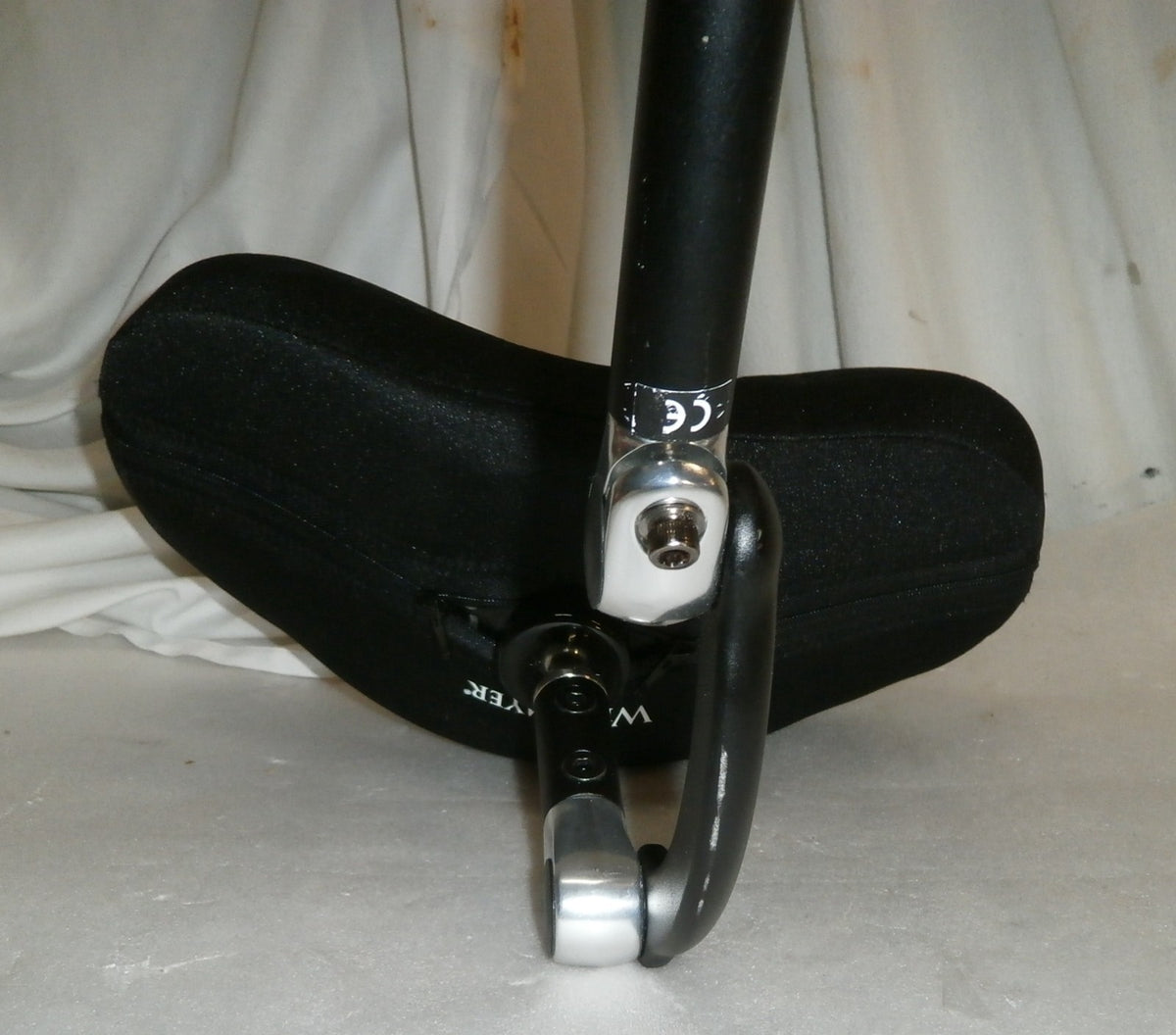 WHITMYER HEAD REST W/ FRAME AS PHOTO VERY GOOD CONDITION