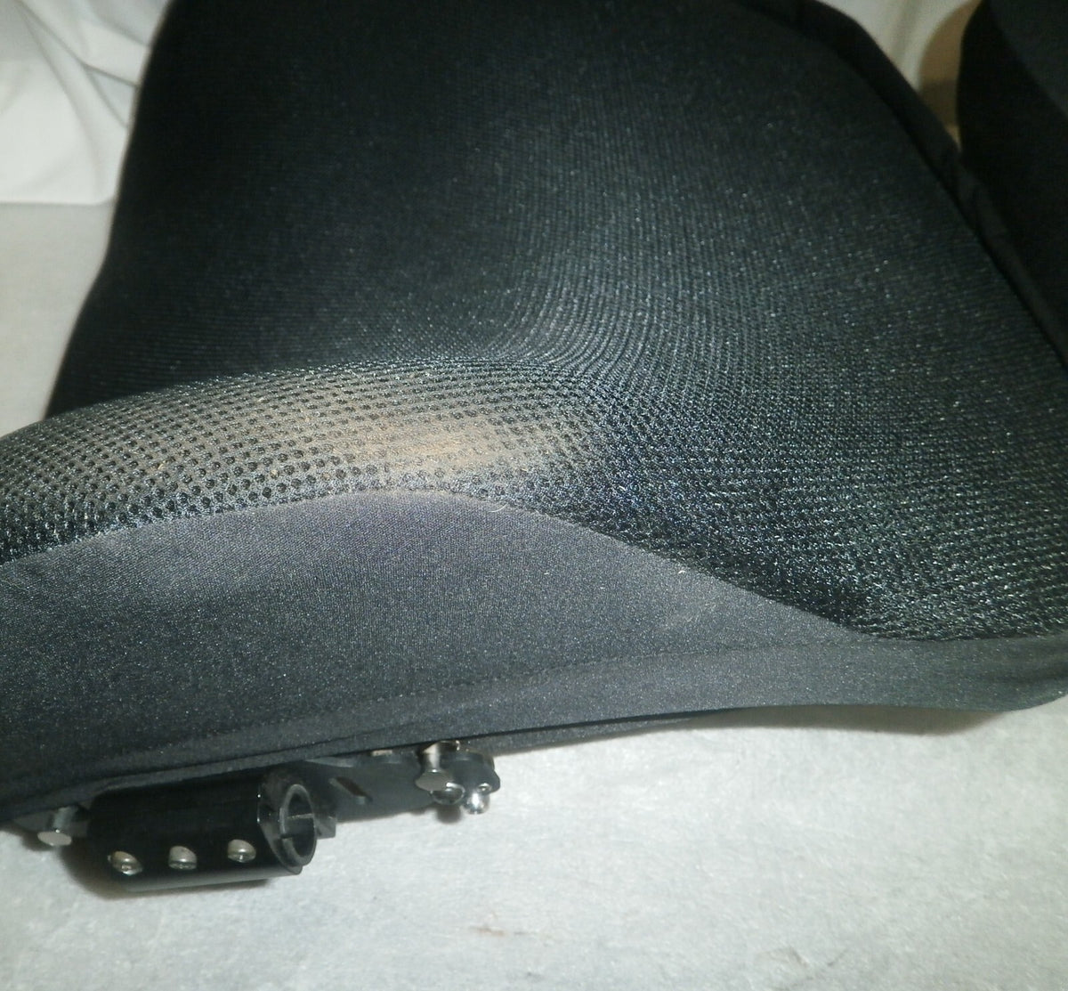 FUTURE PRISM MAX ULTRA BACK CUSHION 22X18 WITH HEAD REST FAIR CONDITION