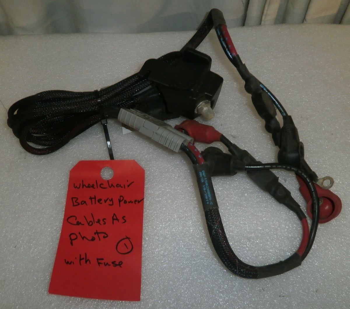 WHEELCHAIR BATTERY POWER CABLES WITH FUSE GOOD CONDITION AS PHOTO