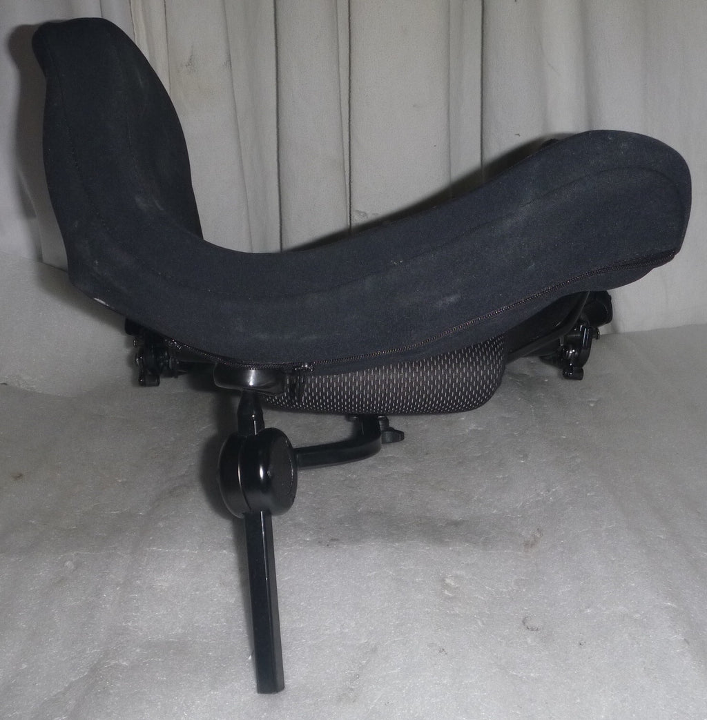 INVACARE MATRX ELITE BACK TRL0040-00R-00 17" X 19" WITH HEADREST AND ACCESSORIES
