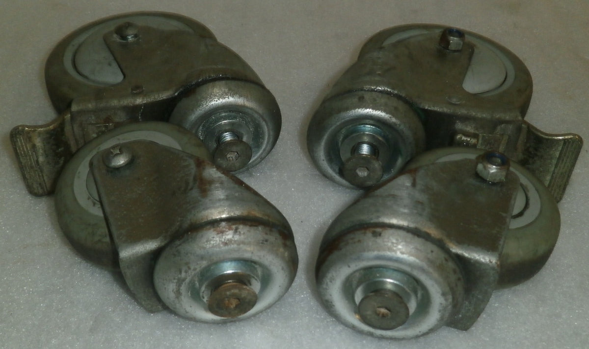 LOT OF 4 ERGO LIFT BHM ERLI-2110 CASTERS FRONT AND BACK W/ GREASED