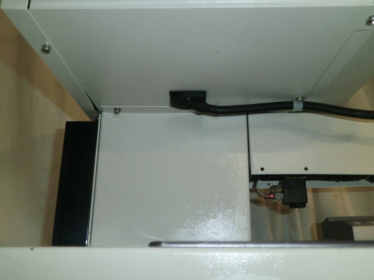 LEICA MODEL LEICA EG1150H EMBEDDING CENTER