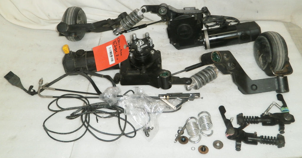 PAIR OF MOTORS QUANTUM EDGE 2.0 MOT154323-01 MOT154324-01 w/CASTER & SUSPENSION