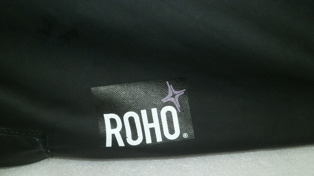 ROHO 20X16.5X4.25 WHEELCHAIR CUSHION GOOD CONDITION WITH COVER AND PUMP