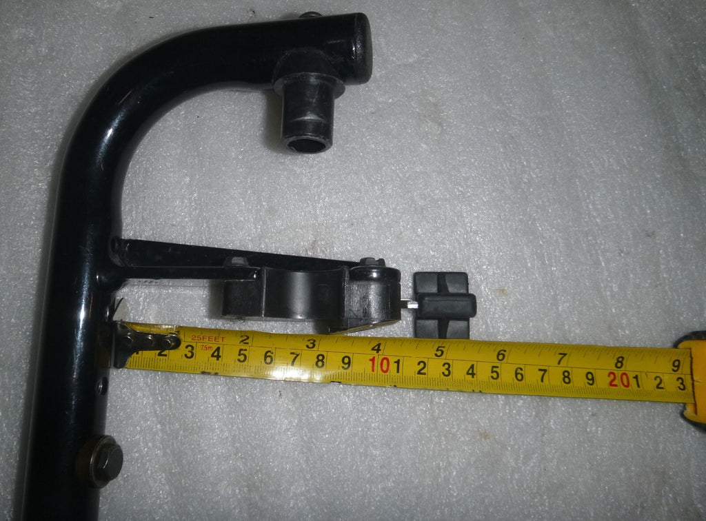 SET OF WHEELCHAIR FOOT REST GOOD CONDITION WITH MOUNT PLATES DIMENSION AS PHOTO