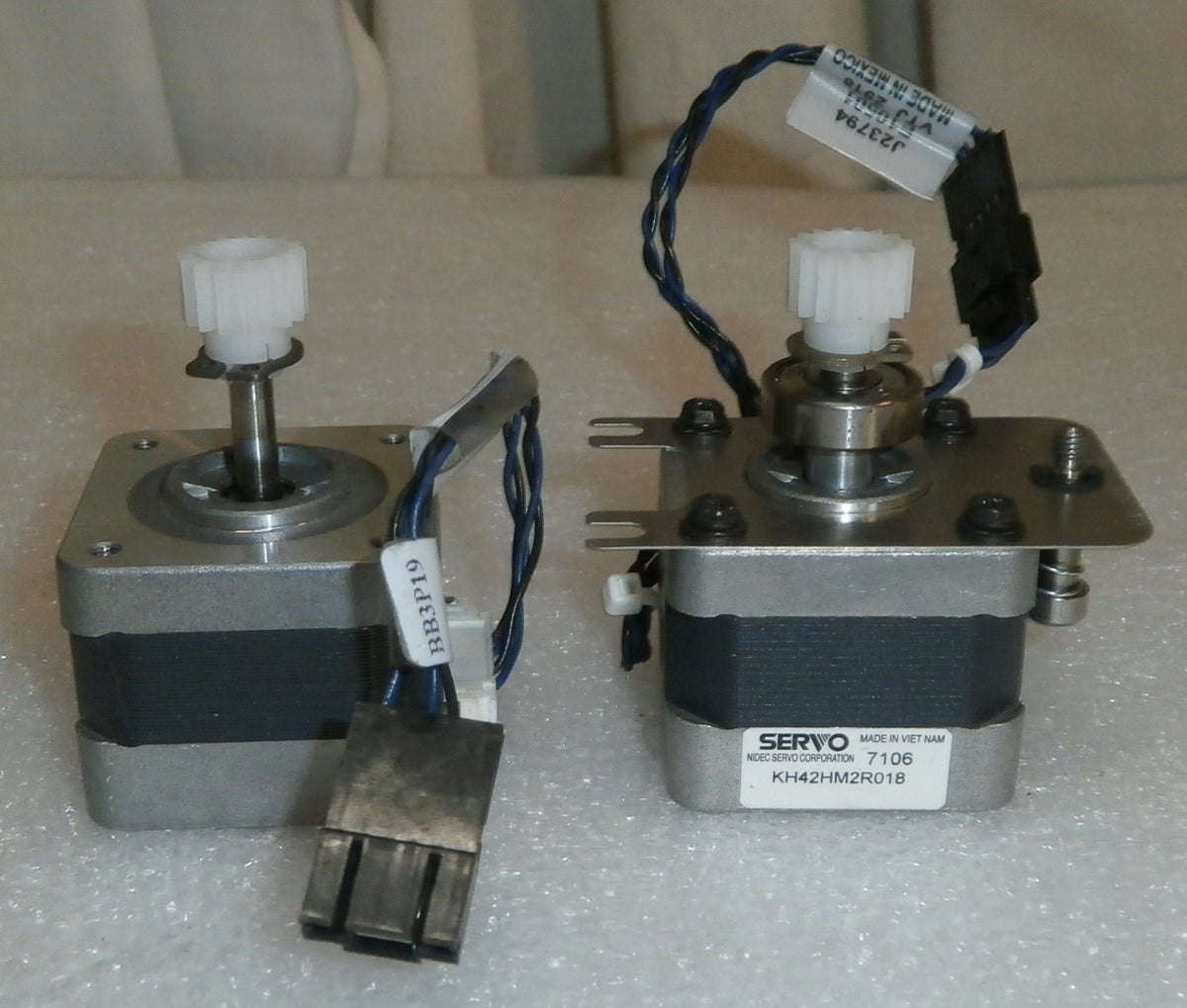 QUANTITY OF 2 SERVO GEAR MOTOR KH42M2R018 GOOD WORKING CONDITION ONE LOT