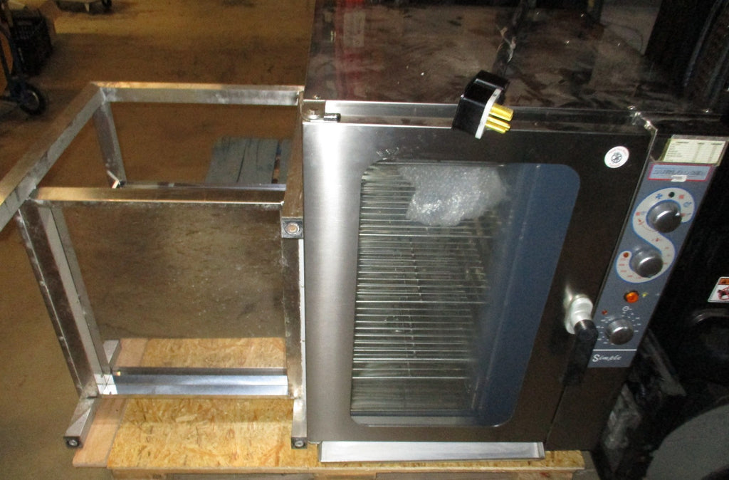 BURLODGE SIMPLE COMBI RDA 8 X 1-1 GN Electric OVEN with base works well