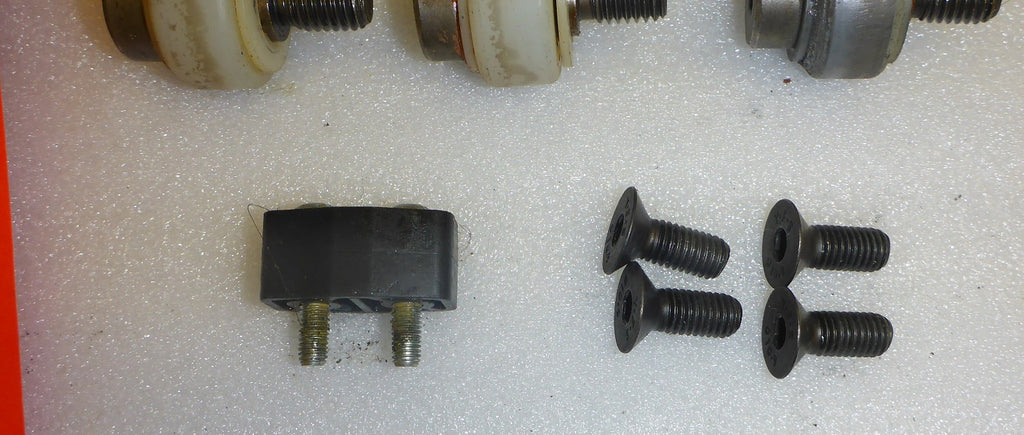 2024 BRUNO STAIR LIFT CRE2110-2110E ROLLER AND PATRS AS PHOTO AS ONE LOT GOOD