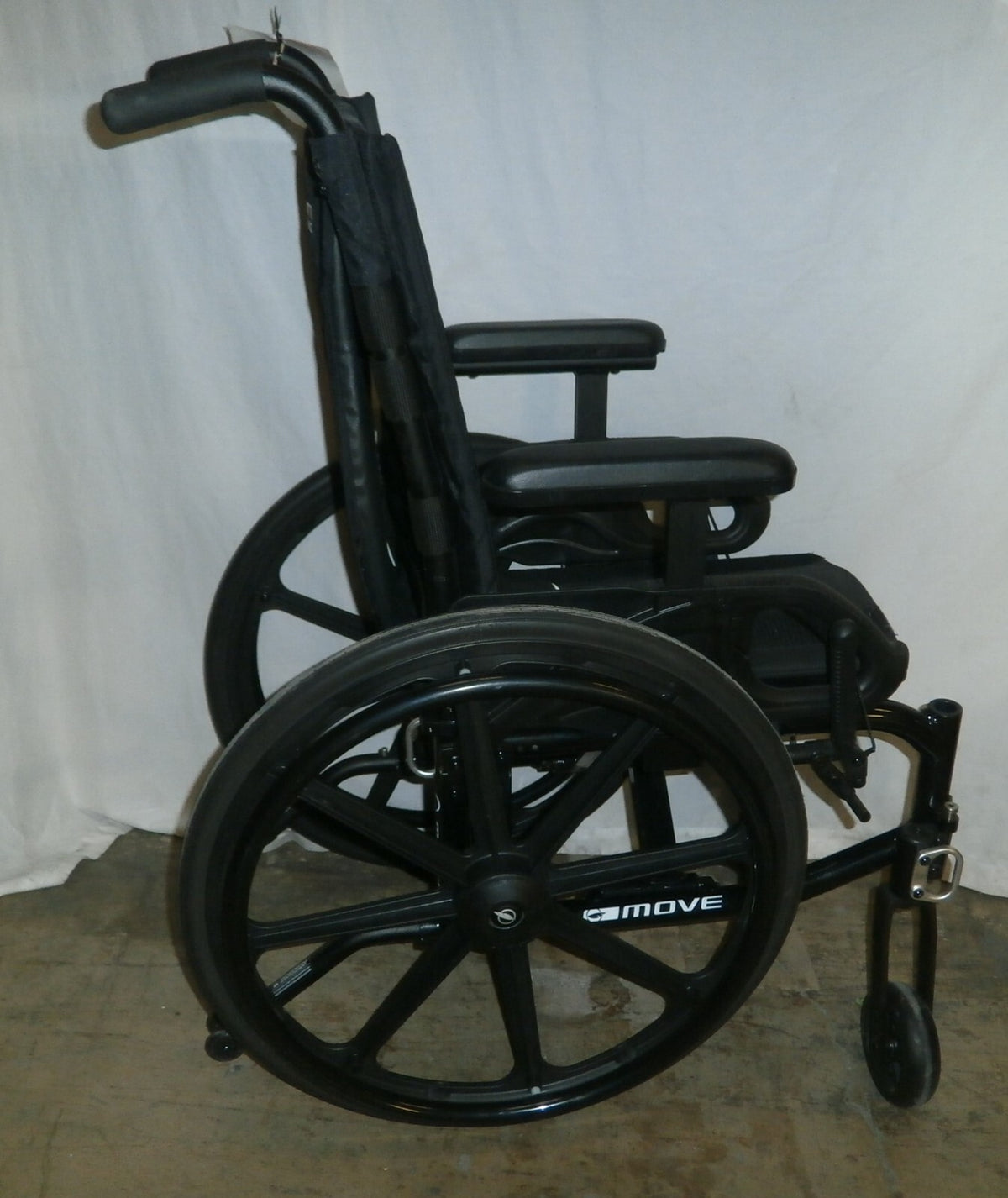 MOTION COMPOSITE MANUAL FOLD WHEELCHAIR 2021 14 IN SEAT WIDTH, ADJUSTABLE HEIGHT