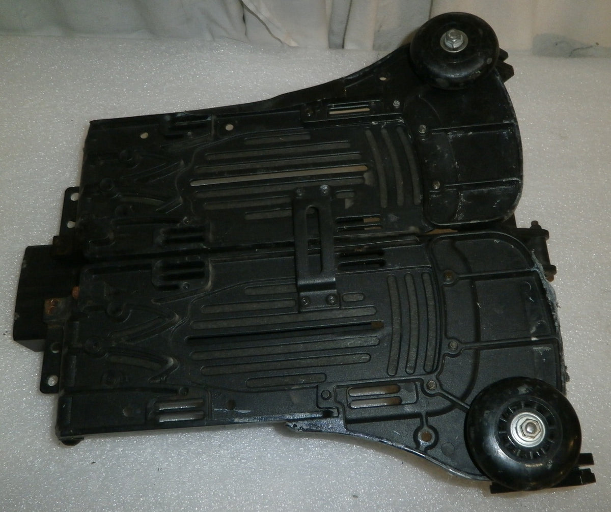 QUANTUM Q6 EDGE WHEELCHAIR FOOTREST USED FAIR CONDITION