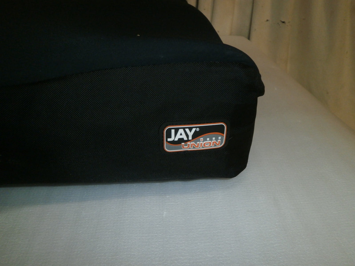 JAY UNION WHEELCHAIR CUSHION WITH COVER 17 x 19 " VERY GOOD CONDITION