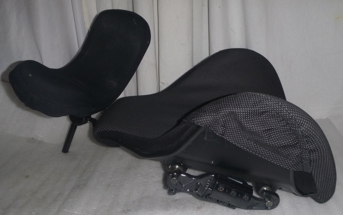 INVACARE MATRX ELITE BACK TRL0040-00R-00 17" X 19" WITH HEADREST AND ACCESSORIES