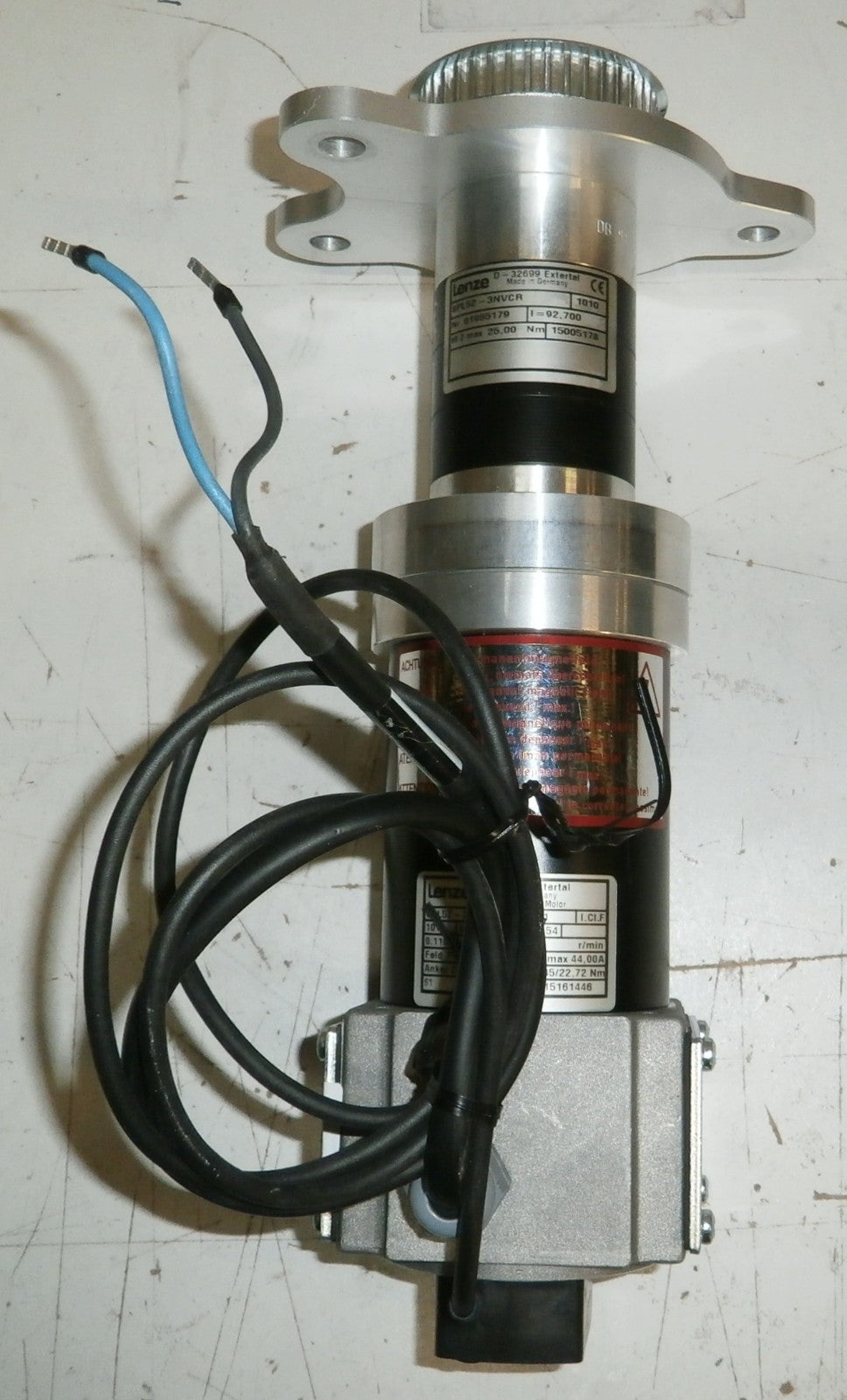 LENZE SPL52-3NVCR SPL52-3PVCR USED GOOD CONDITION