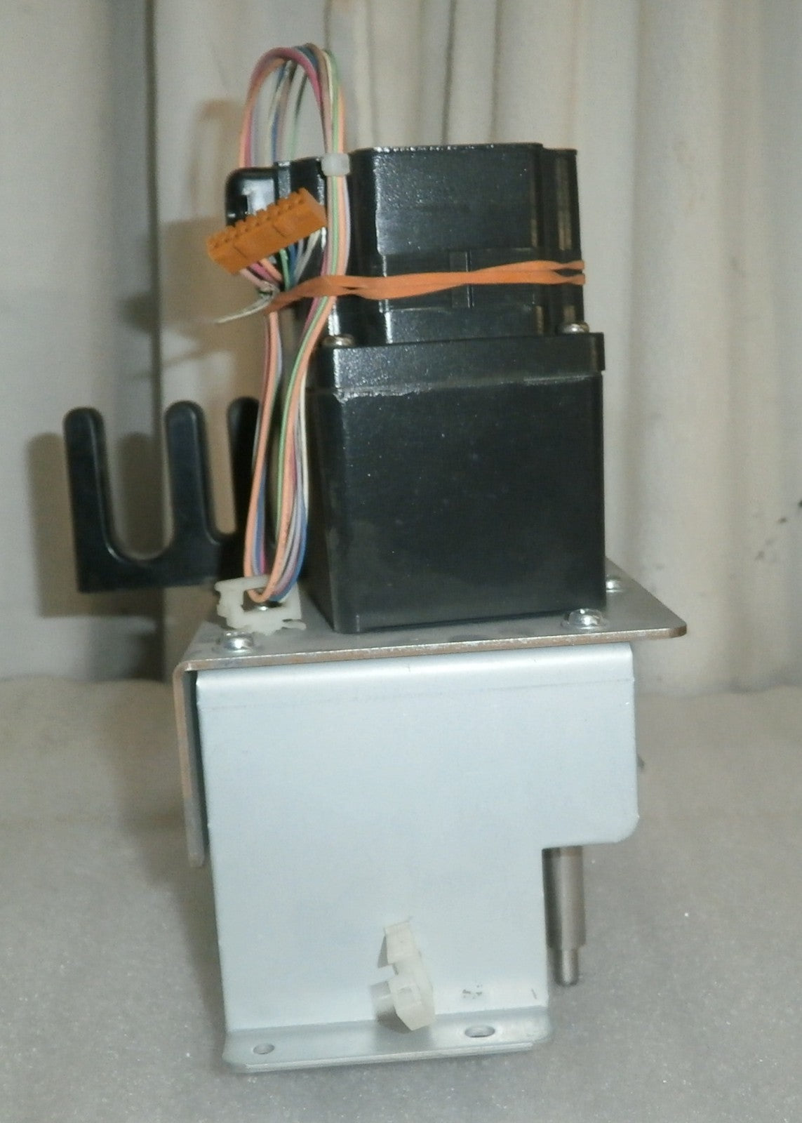 NIDEC Servo NNB FH6PF20N-D3 Brushless DC Motor w/ Base as Photo