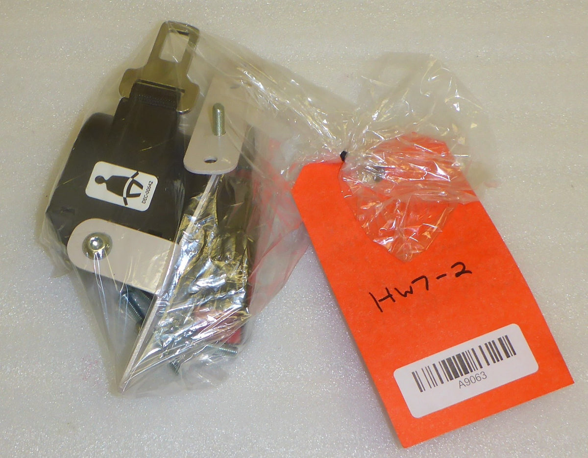 Bruno 2024 CRE 2110-2110E SRE 2010-2010E Seat Belt with Bolts Good condition