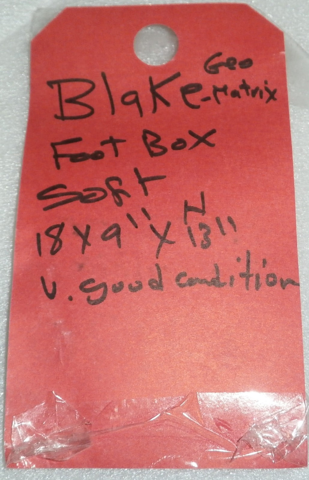 BLAKE GEO MATRIX FOOTBOX 18x9x2 inch soft good condition