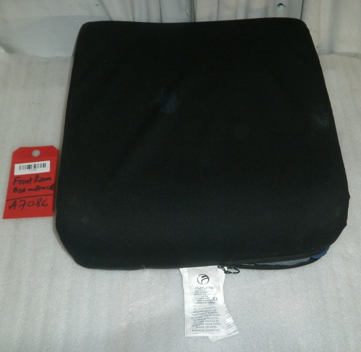 FUTURE MOBILITY WHEELCHAIR CUSHION 06T-24601 SIZE 18 X 20 X 5" GOOD CONDITION