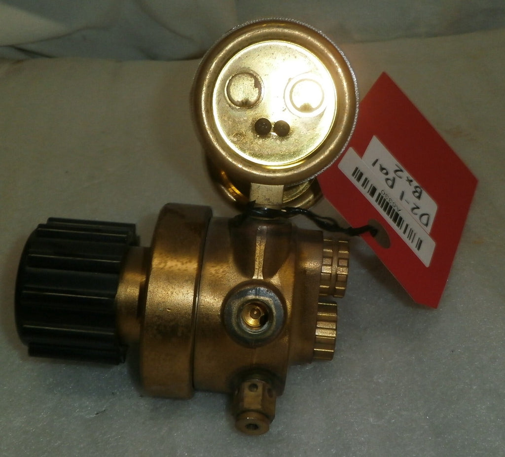 AIR LIQUIDE 002118 NITROGEN PRESSURE REGULATOR w/110-0507 AND PSI GAUGES