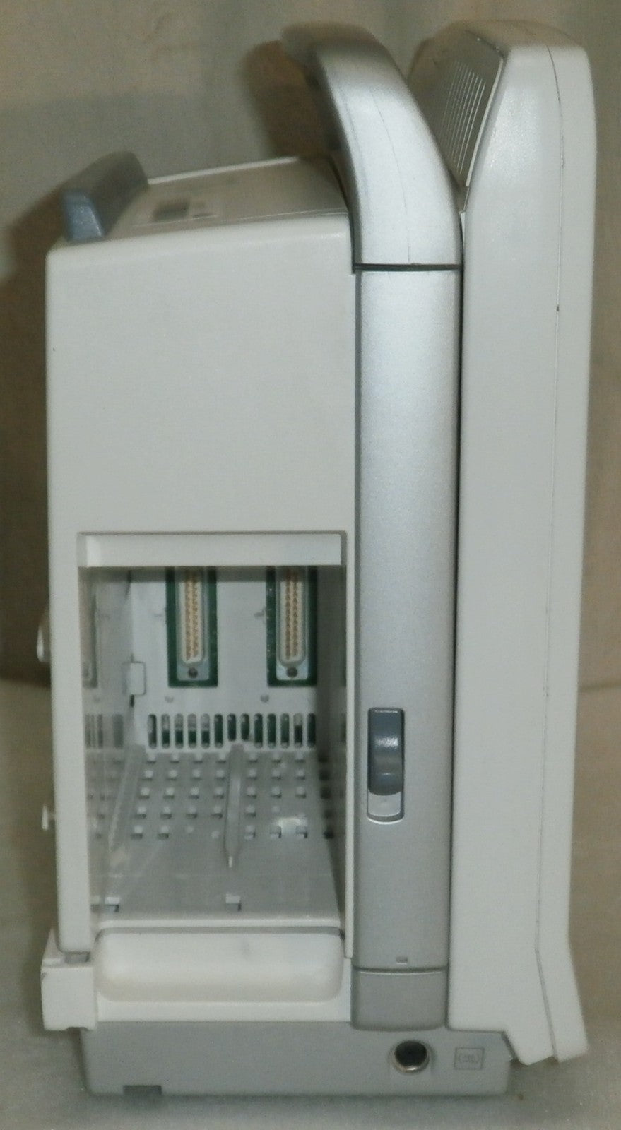 GE Healthcare CARESCAPE B650 Monitor 6ICU 6NIC