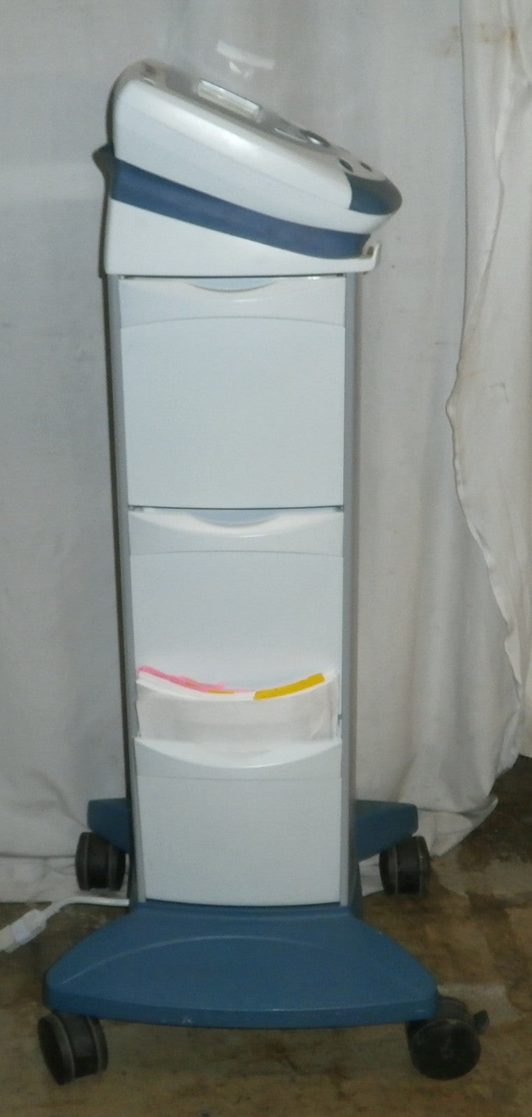 Chattanooga Intelect Therapy Unit w/ 2 Probes 27840 27811 Good Working Condition