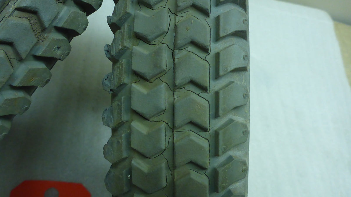 SET OF 2 CASTER TDX-SP POWER WHEELCHAIR MAIN WHEELS 3.00-8" VERY GOOD CONDITION