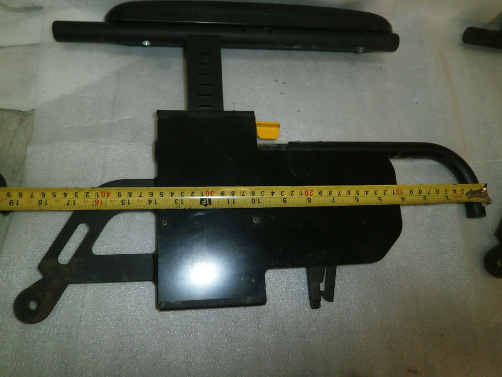 QUICKIE XPERIENCE WHEELCHAIR ARMREST AND ALL ACCESSORYAS PHOTO GOOD CONDITION